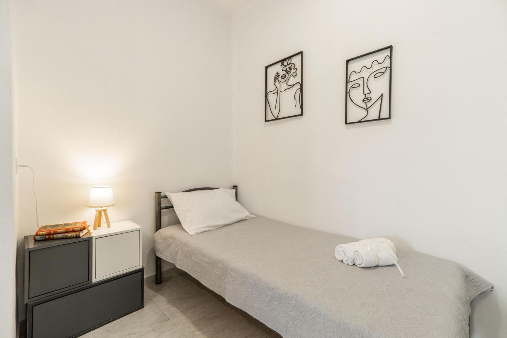 Avra Sfakia Apartments Chora Sfakion Chambre photo